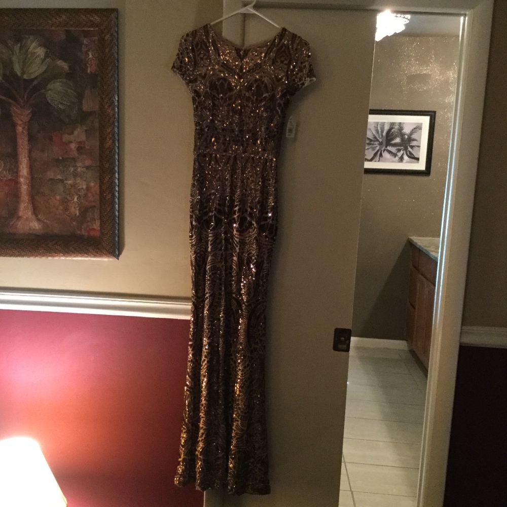 David’s Bridal long formal gown size 4